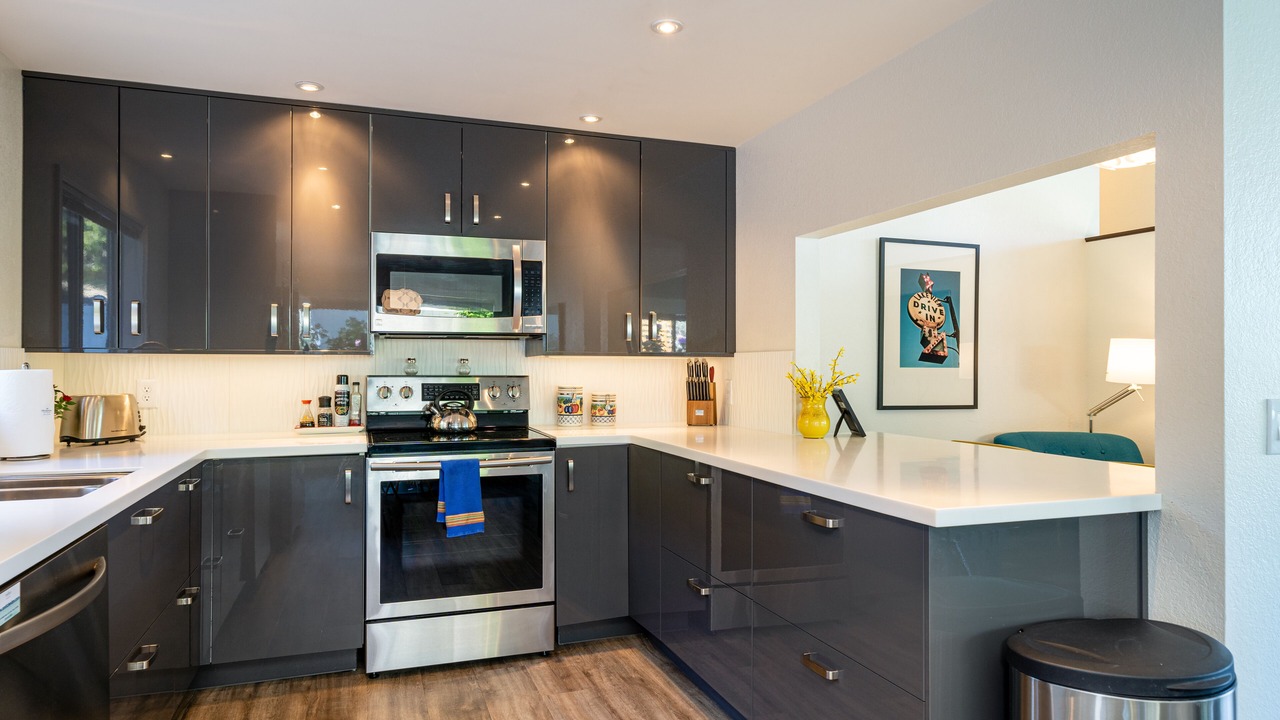 Photo of Others in Manson