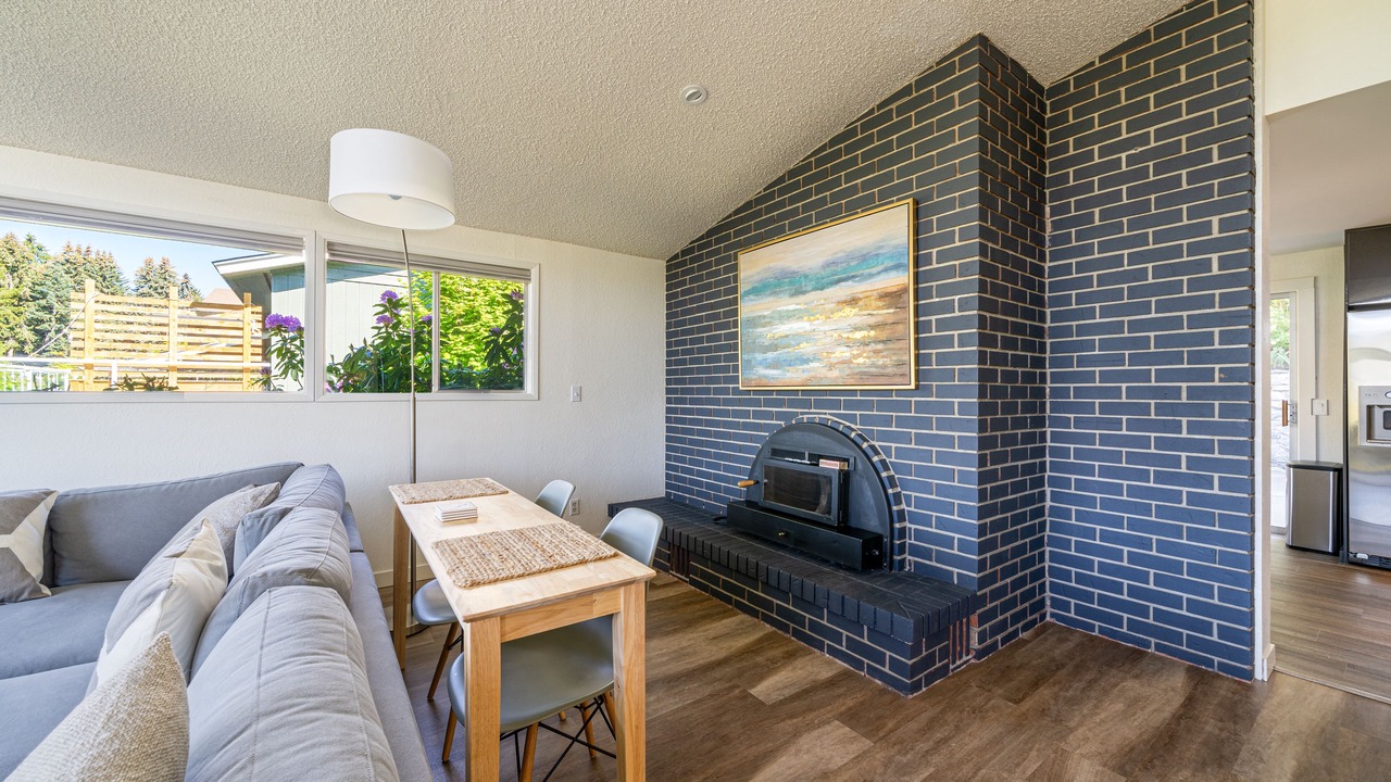 Photo of Others in Manson