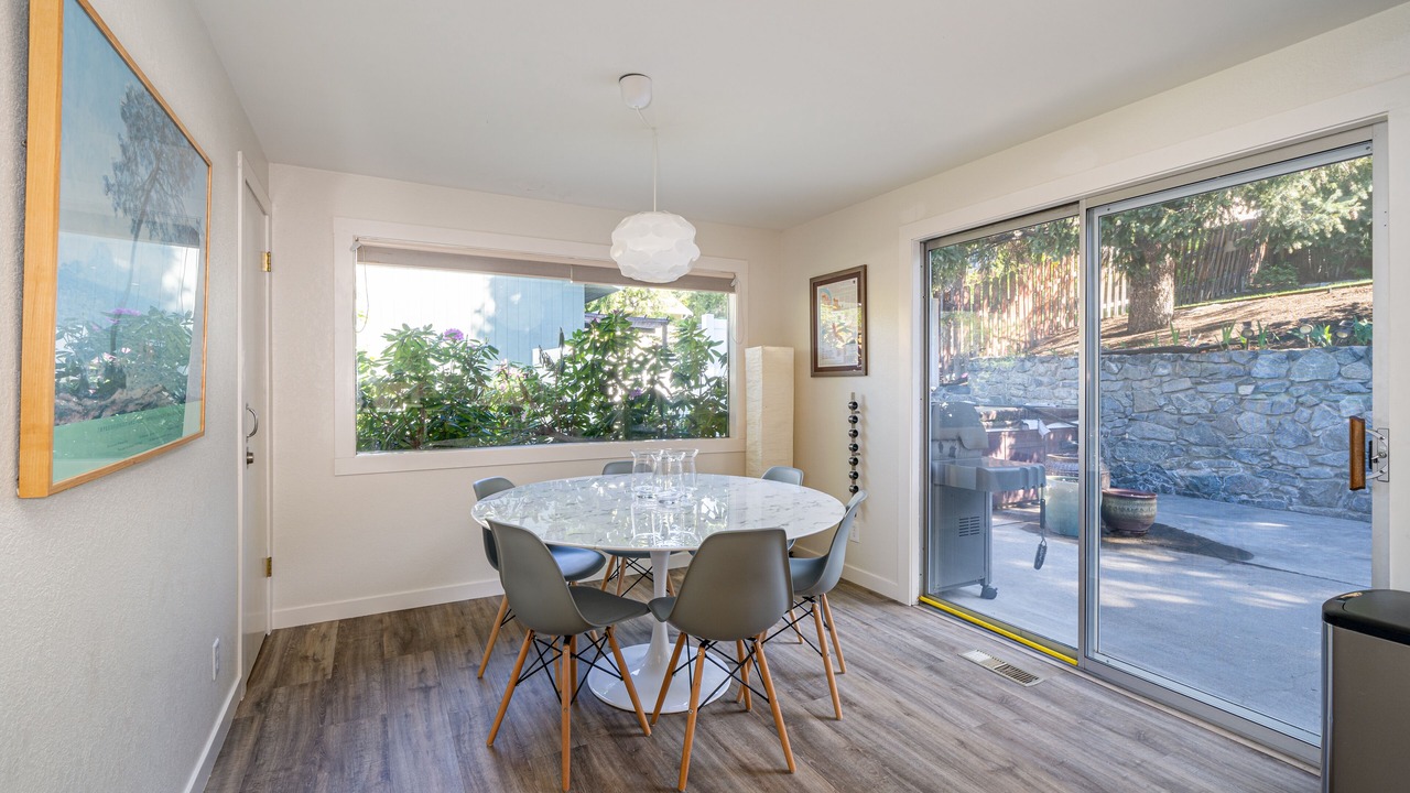 Photo of Others in Manson