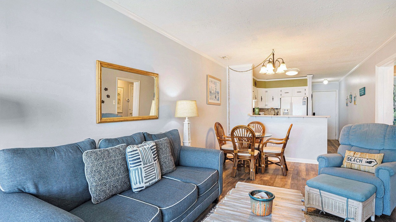 Photo of Livingroom in Ocean Drive