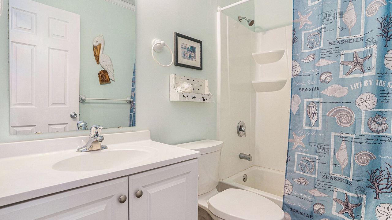 Photo of Bathroom in Ocean Drive