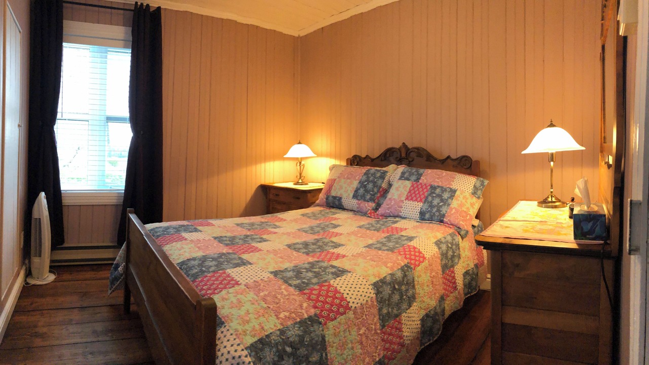 Photo of Bedroom in Alma
