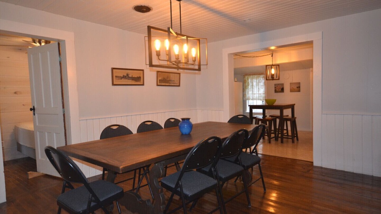 Photo of Bedroom in Highland Grove