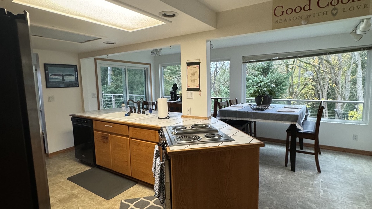 Photo of Others in Boulevard Bluffs