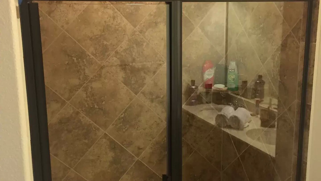 Photo of Bathroom in Del Valle