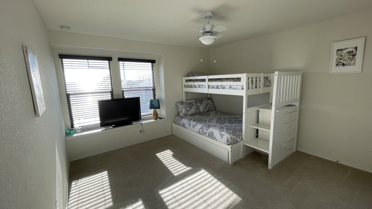 Photo of Bedroom in Del Valle