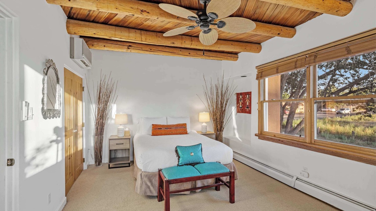 Photo of Bedroom in South Capitol