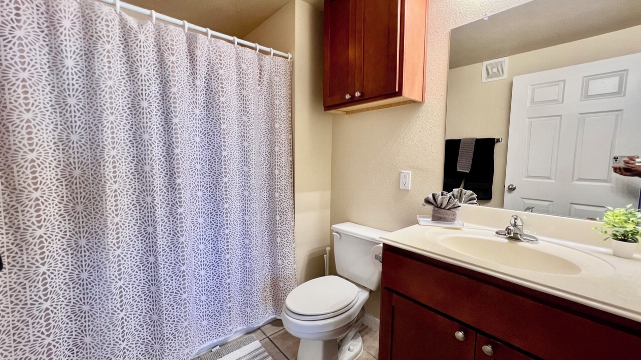 Photo of Bathroom in Eckhert Crossing