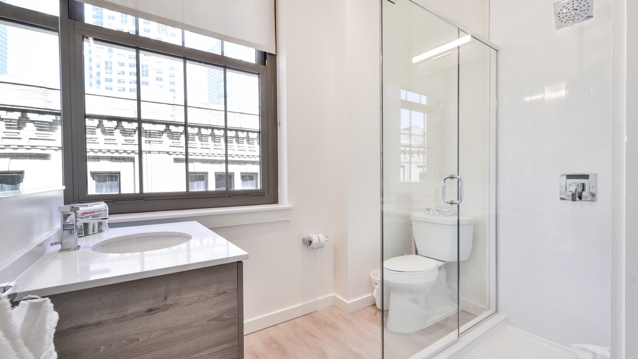 Photo of Bathroom in Chinatown