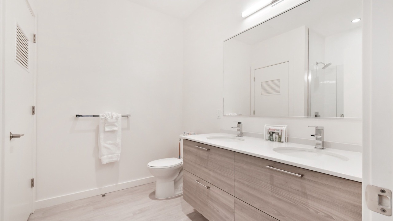 Photo of Bathroom in Chinatown