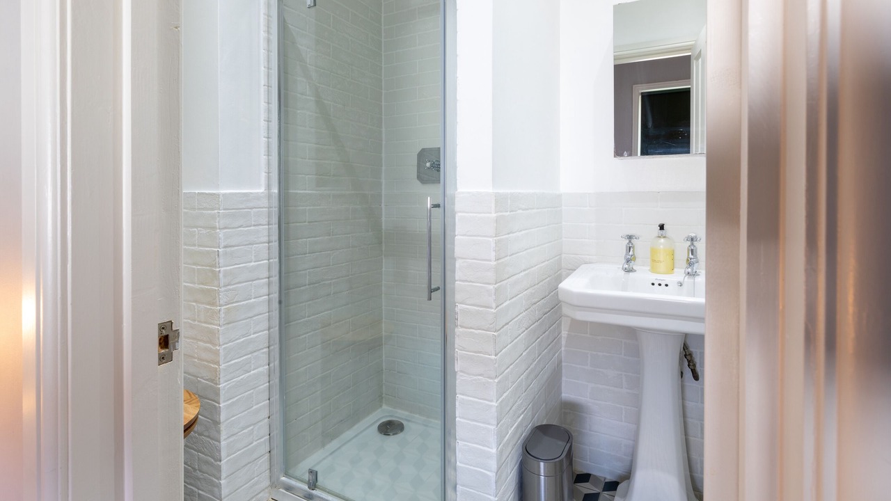 Photo of Bathroom in Southampton City Centre