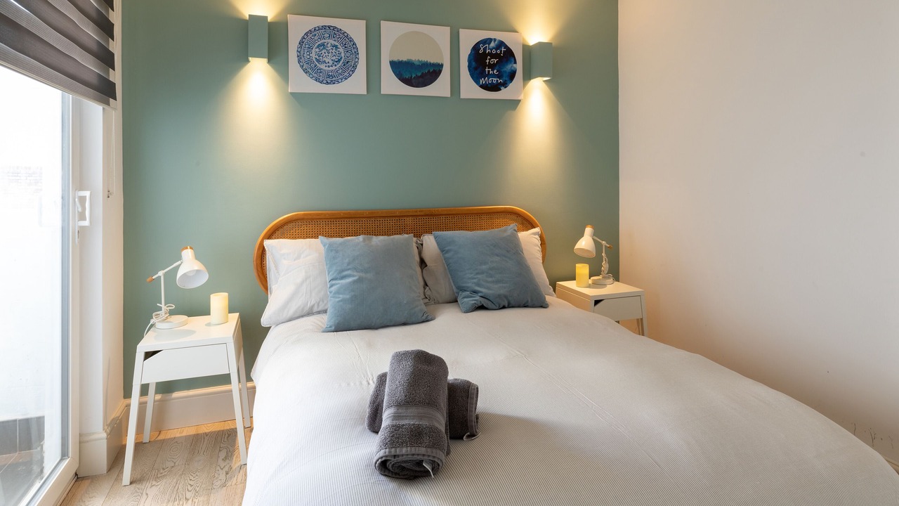 Photo of Bedroom in Southampton City Centre