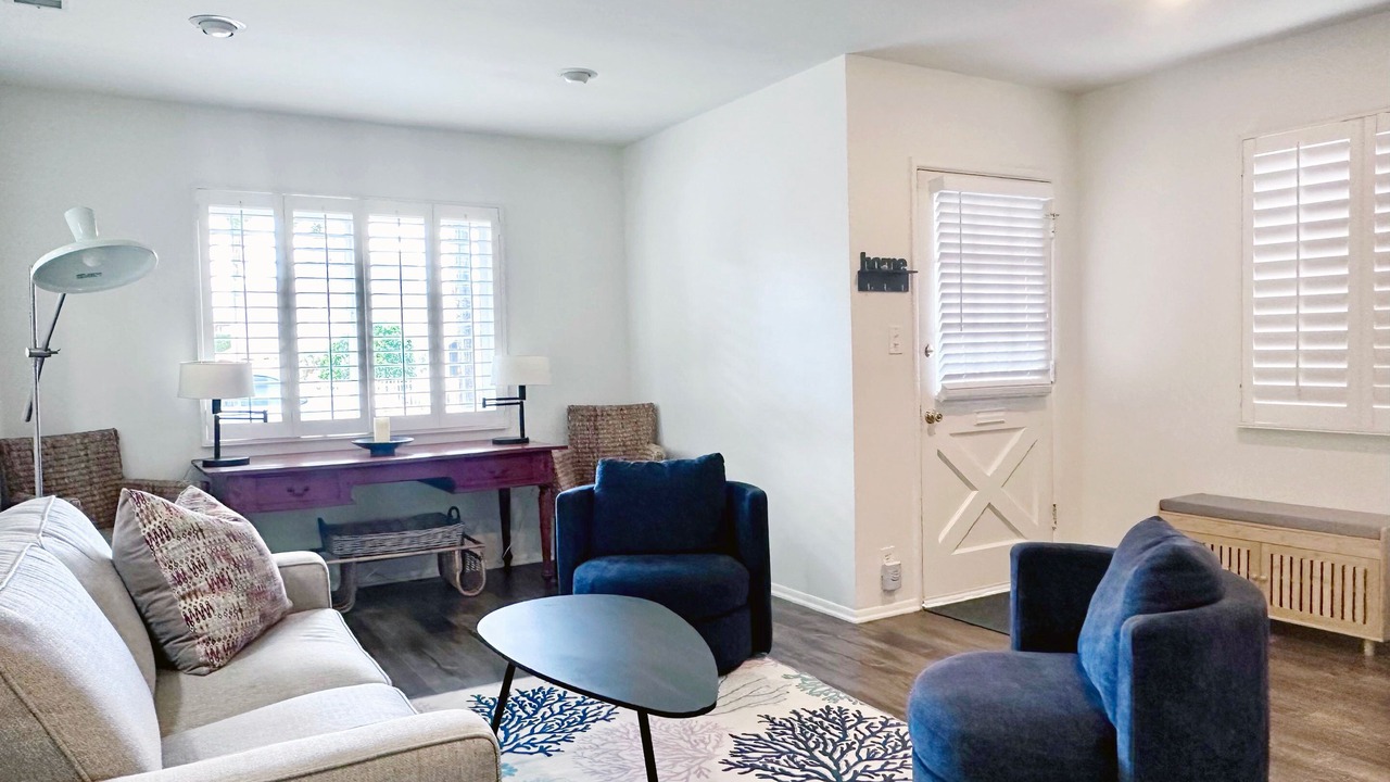 Photo of Livingroom in Marina del Rey
