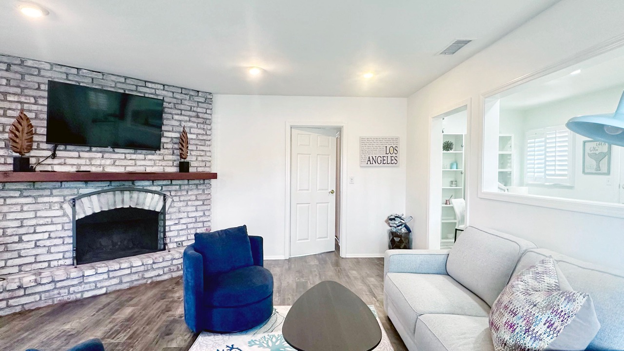 Photo of Livingroom in Marina del Rey