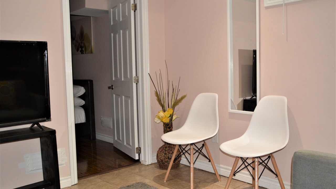 Photo of Livingroom in Mount Pleasant
