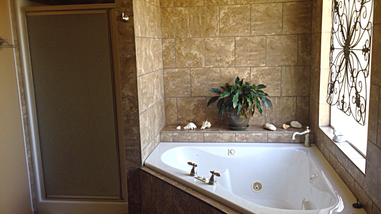 Photo of Bathroom in Fort Payne