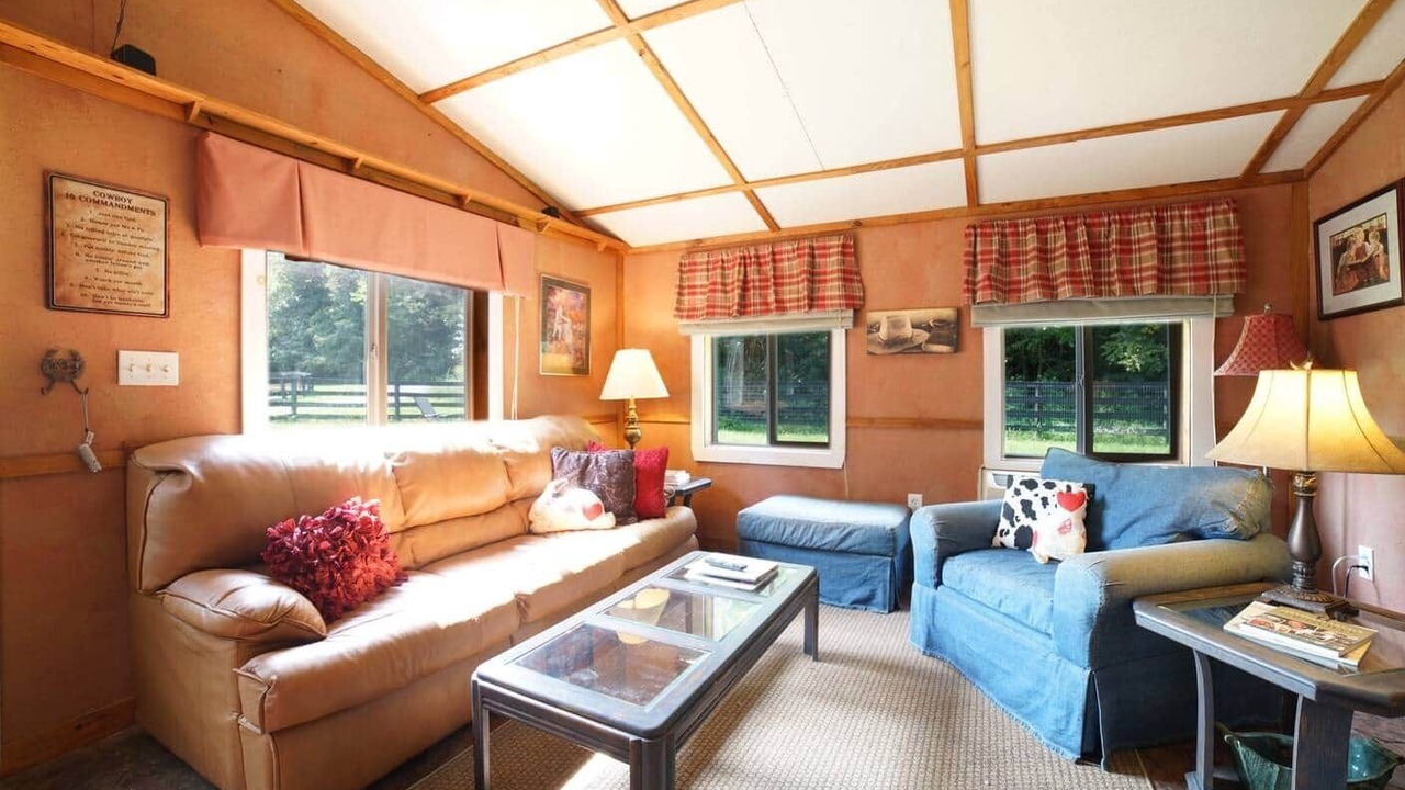 Photo of Livingroom in Pendleton