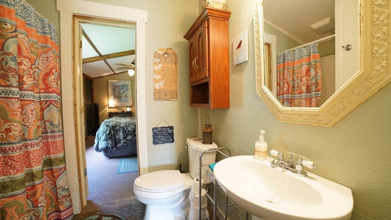 Photo of Bathroom in Pendleton