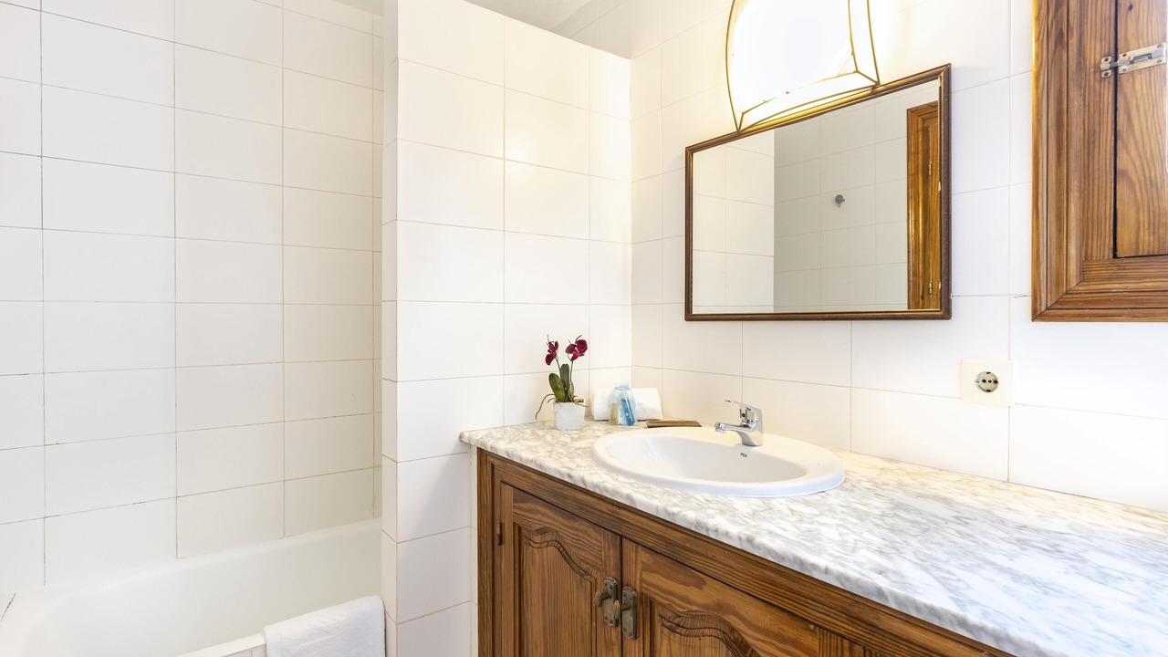 Photo of Bathroom in Tarraula