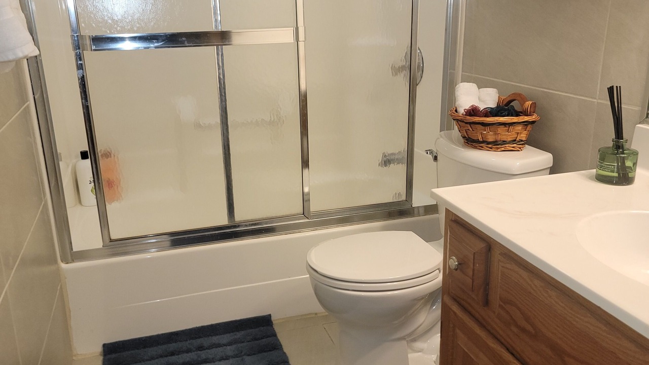 Photo of Bathroom in Urbandale