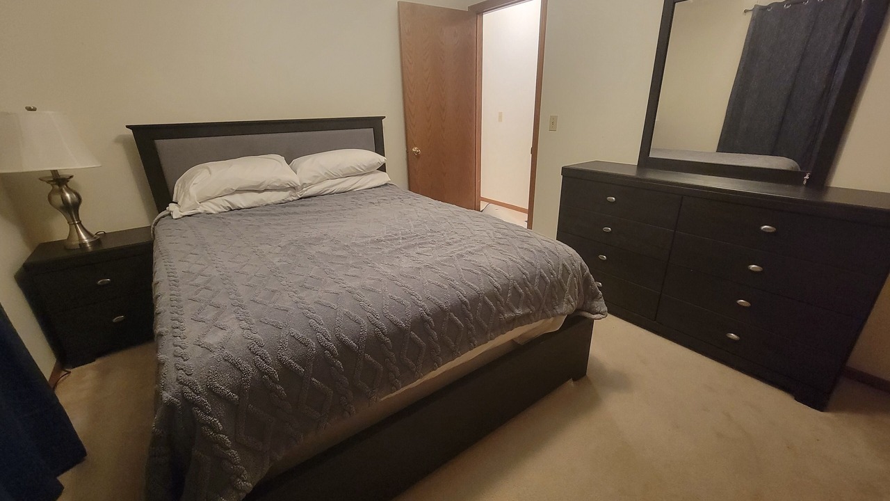 Photo of Bedroom in Urbandale