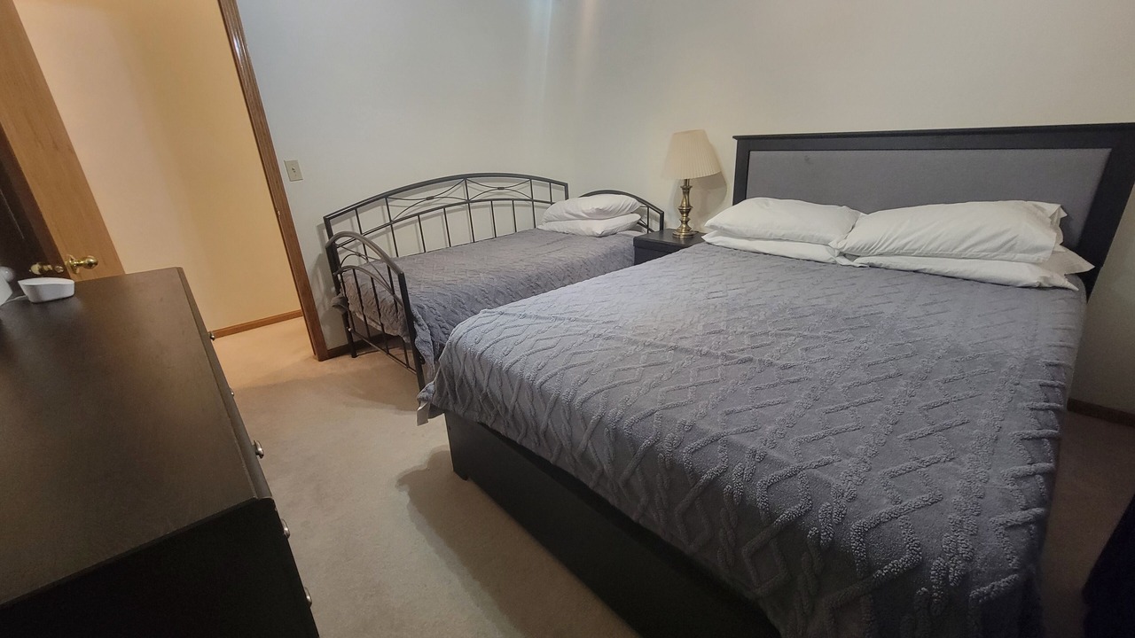 Photo of Bedroom in Urbandale