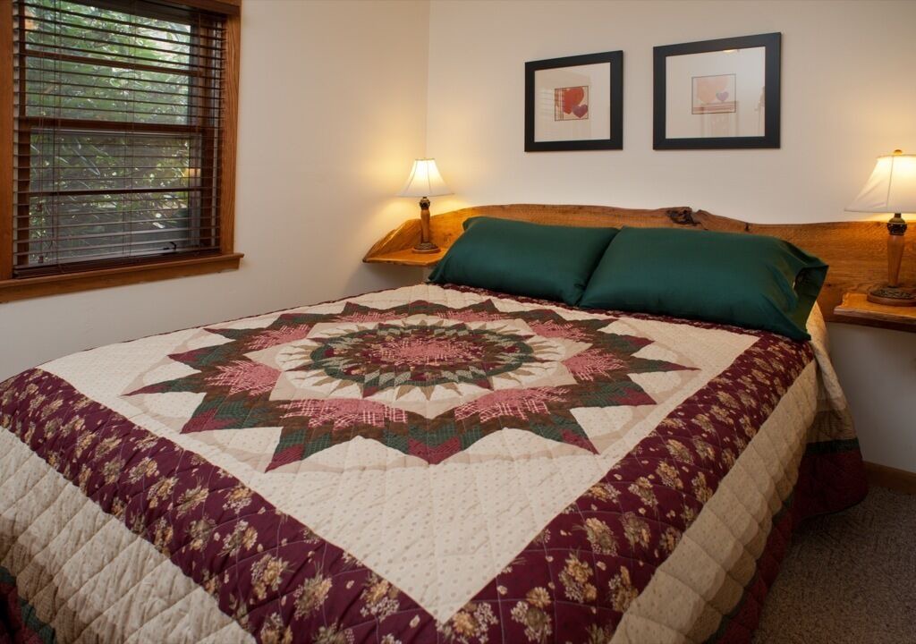 Photo of Bedroom in Victor
