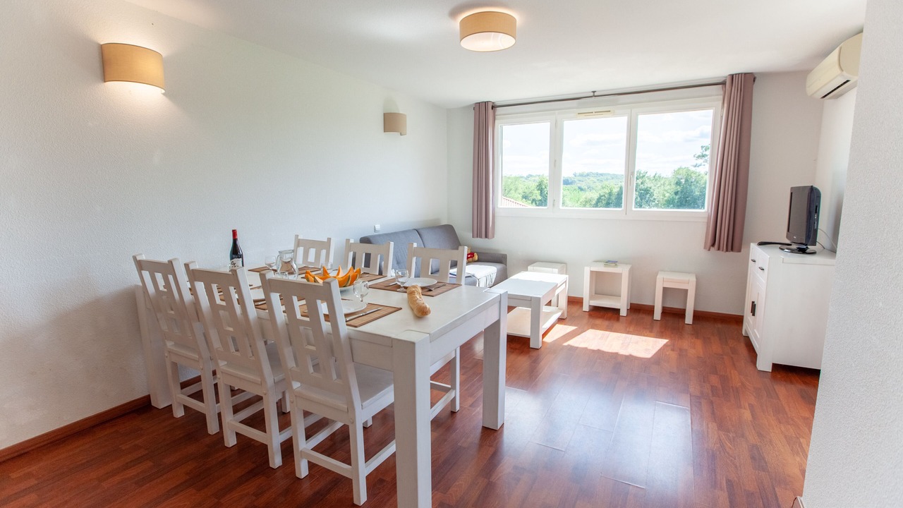 Photo of Livingroom in Cassen