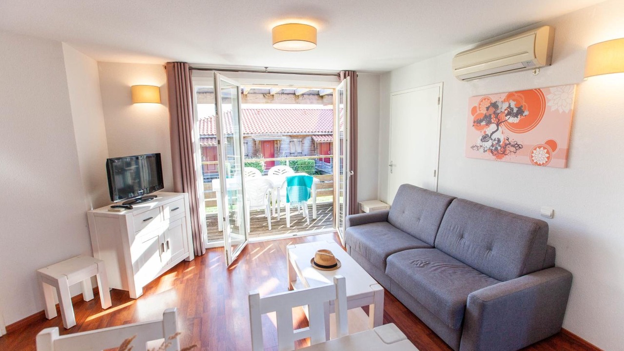 Photo of Livingroom in Cassen