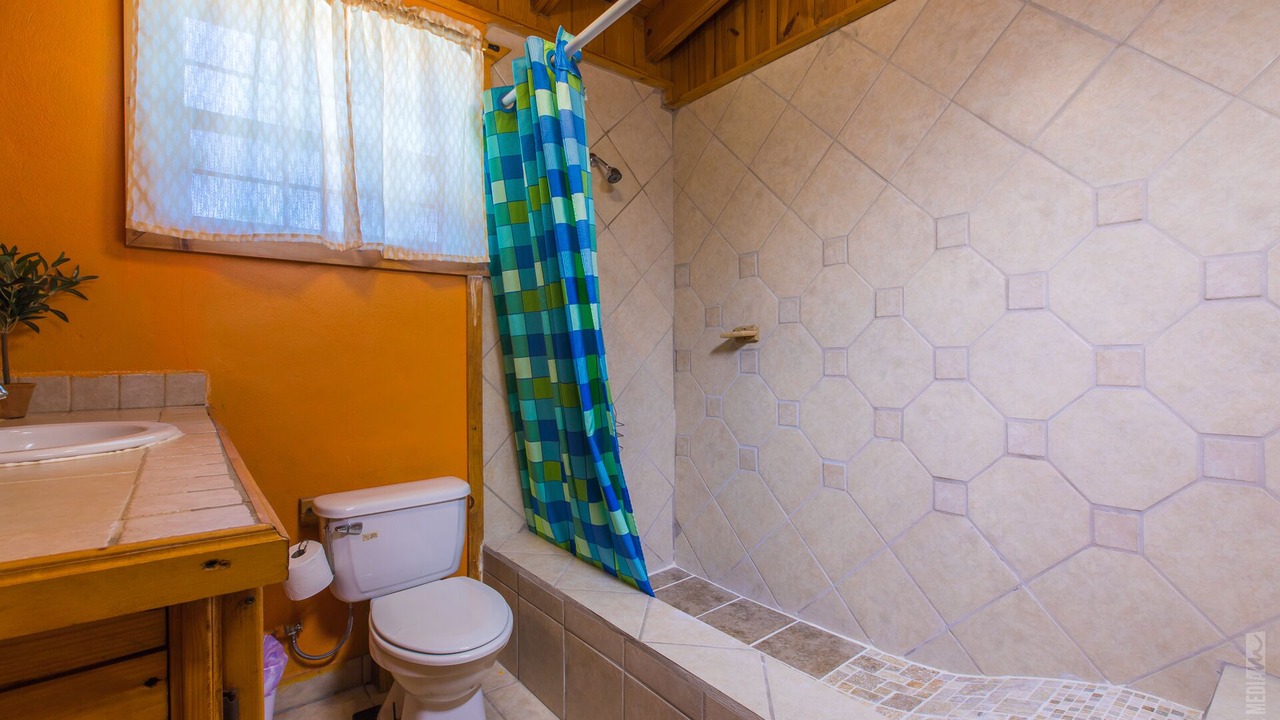 Photo of Bathroom in Brookeland