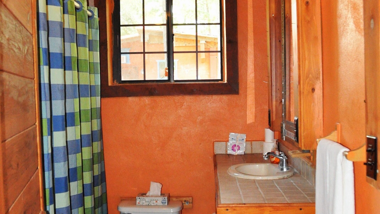 Photo of Bathroom in Brookeland