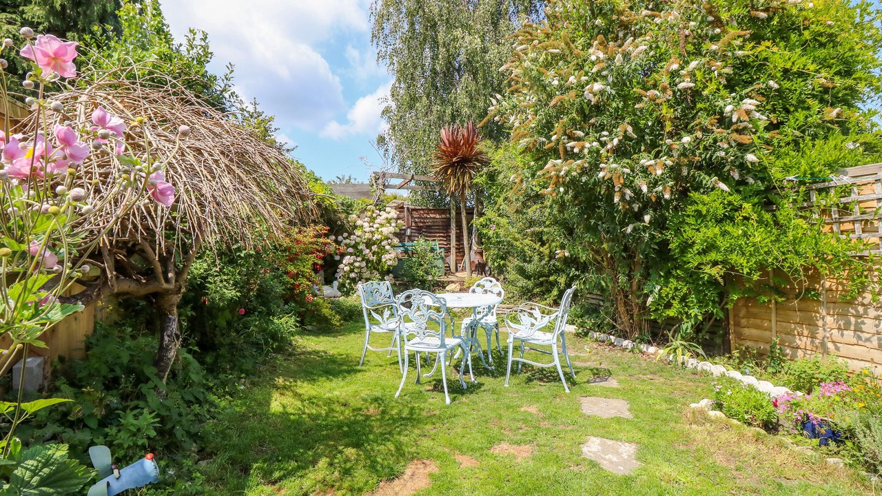 Photo of Outdoor in Brading