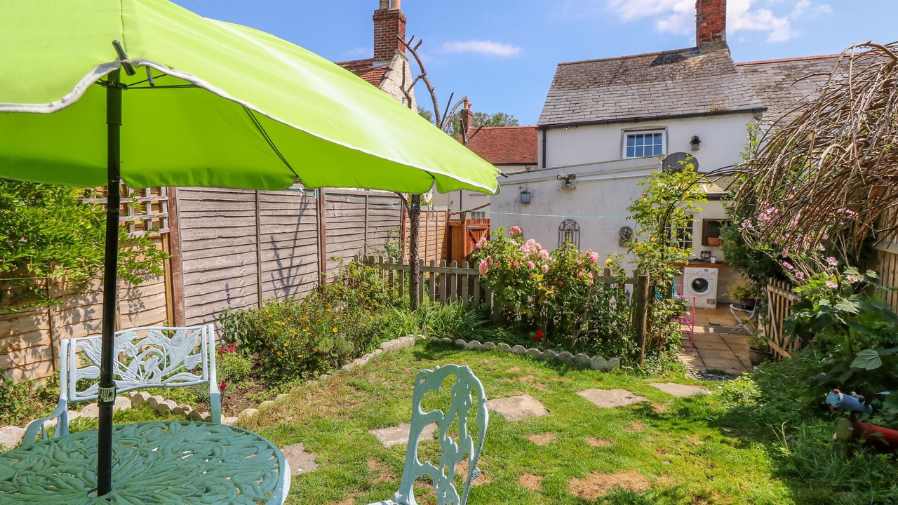 Photo of Outdoor in Brading