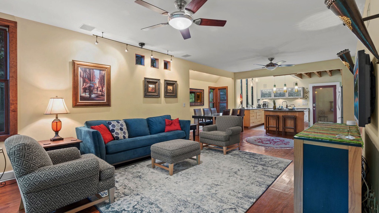 Photo of Livingroom in Bouldin