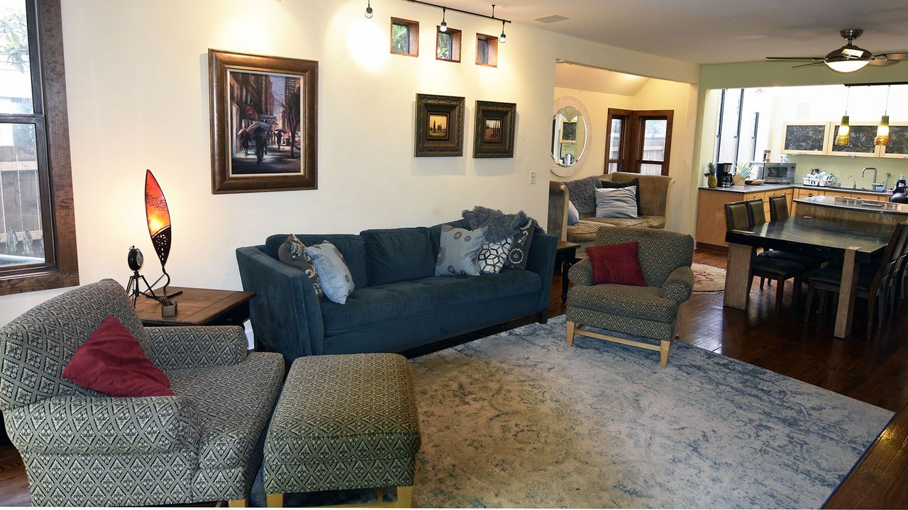 Photo of Livingroom in Bouldin