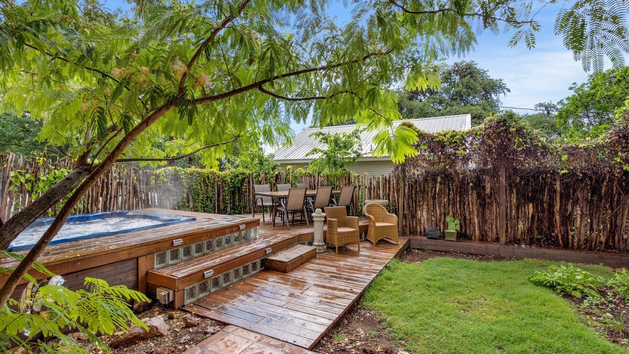 Photo of Outdoor in Bouldin