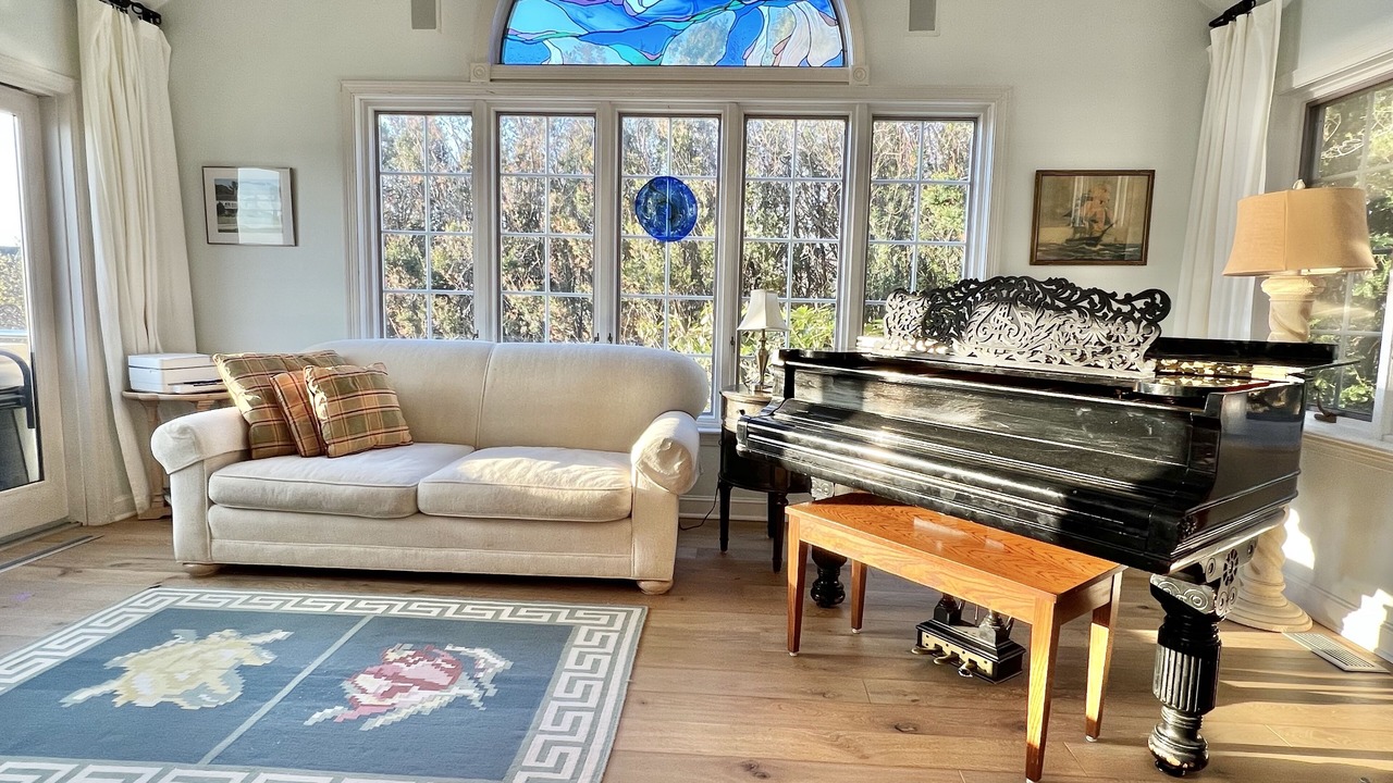 Photo of Others in Silver Beach