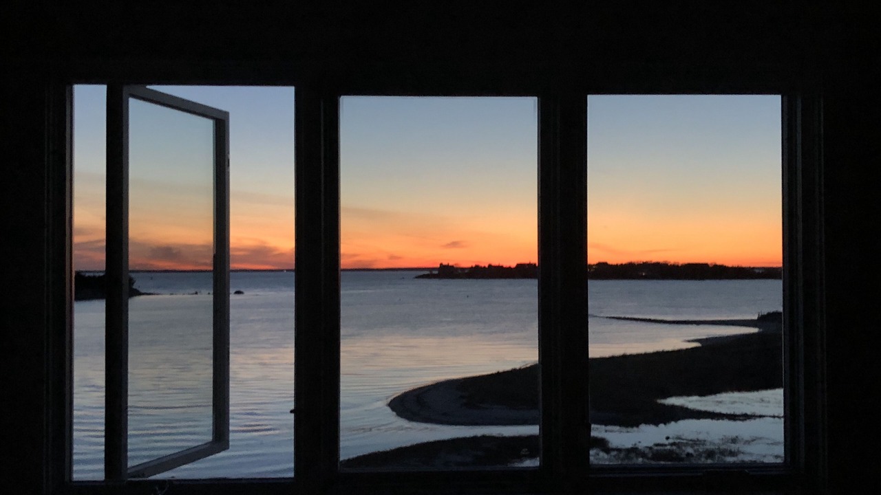Photo of Bedroom in Silver Beach
