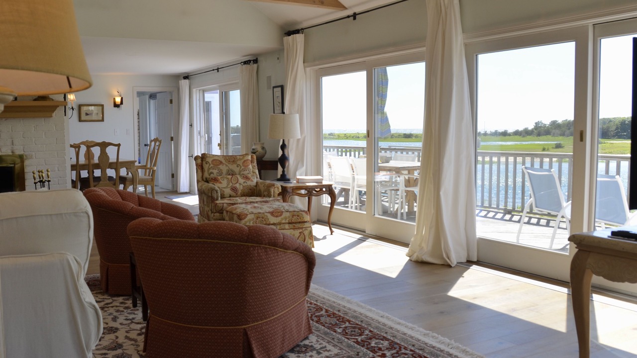 Photo of Bedroom in Silver Beach