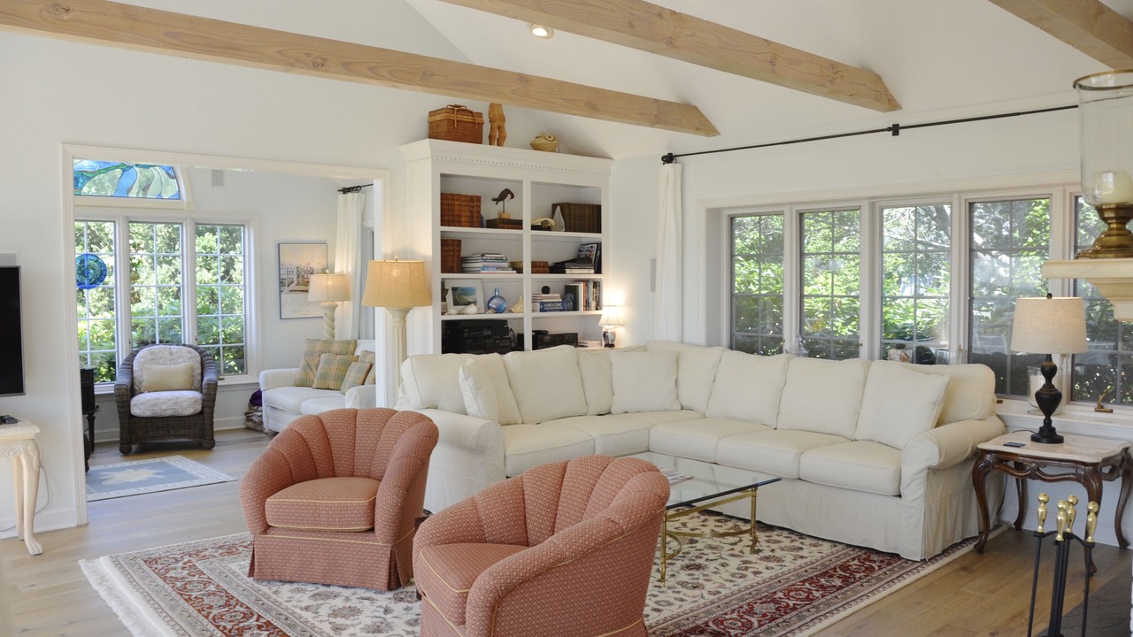 Photo of Bedroom in Silver Beach