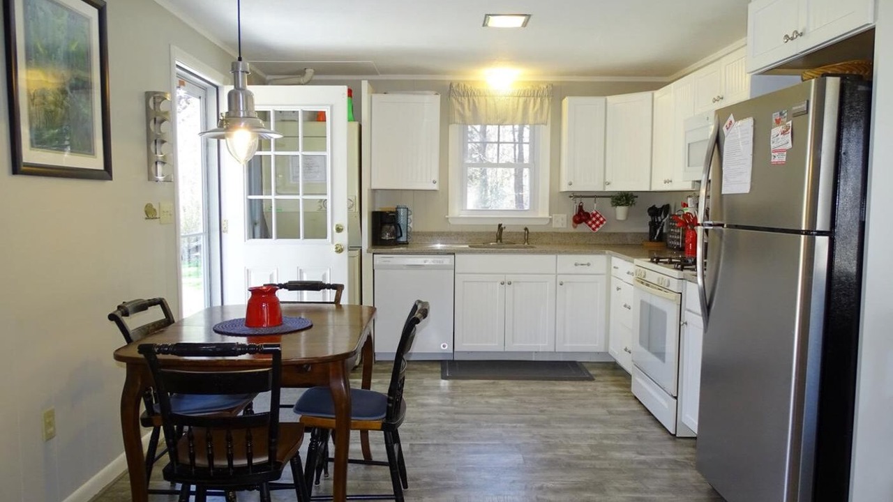 Photo of Kitchen in Campground Landing