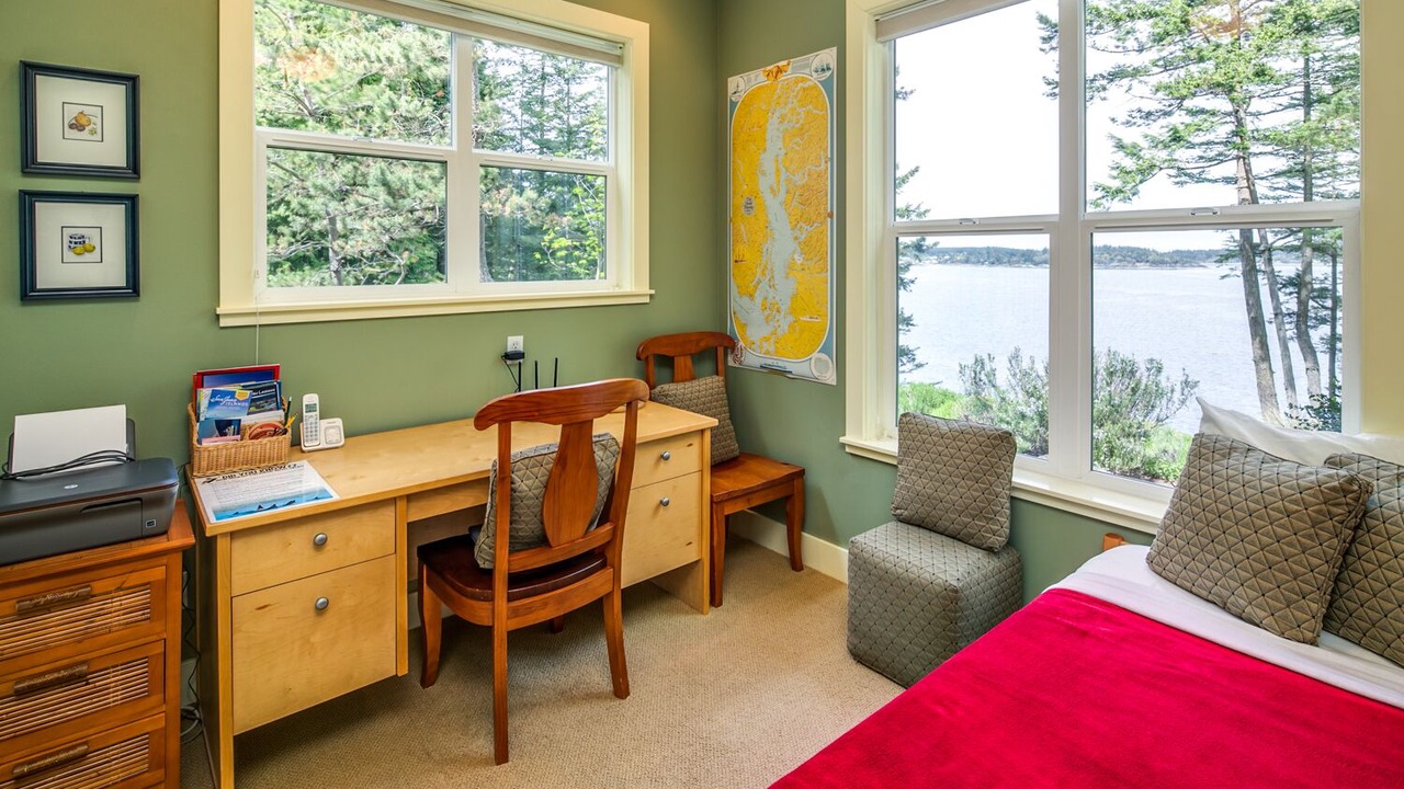 Photo of Others in Eastsound