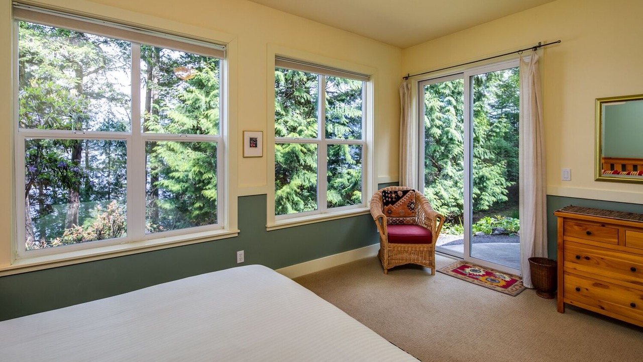 Photo of Others in Eastsound