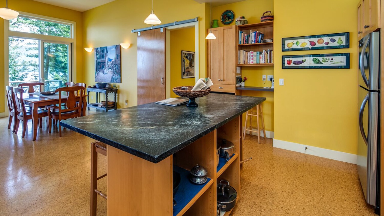 Photo of Others in Eastsound