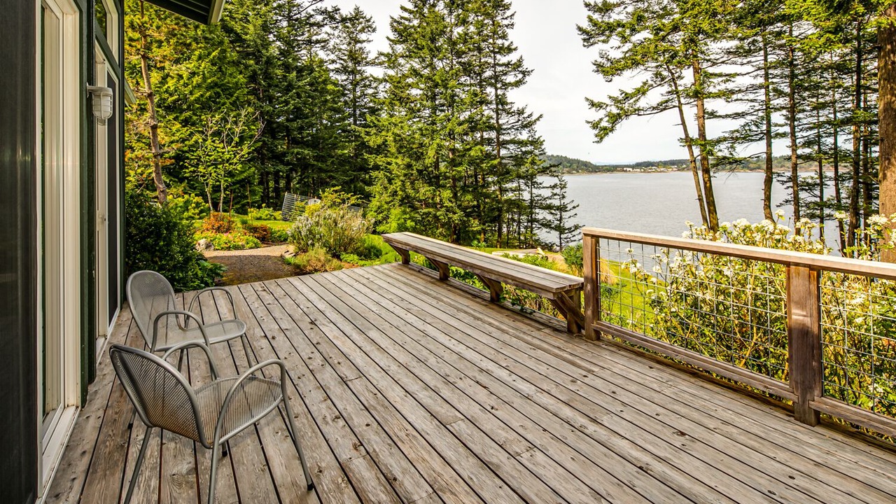 Photo of Others in Eastsound