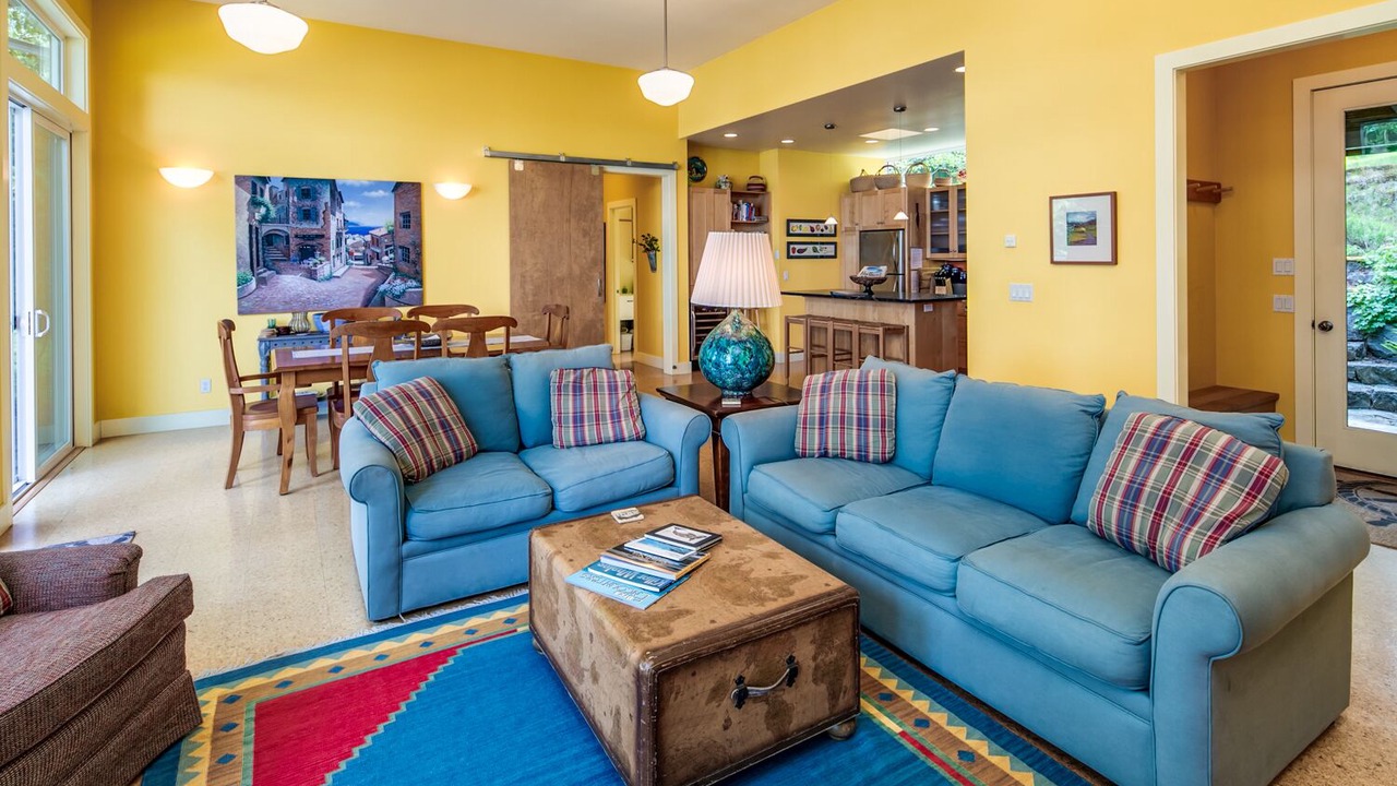 Photo of Others in Eastsound