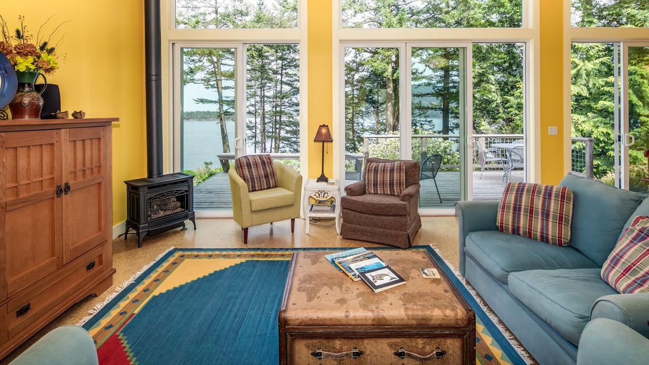 Photo of Others in Eastsound