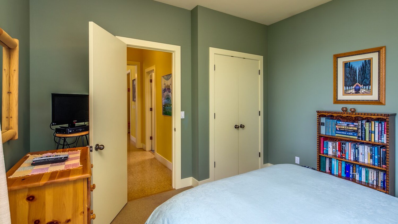 Photo of Others in Eastsound