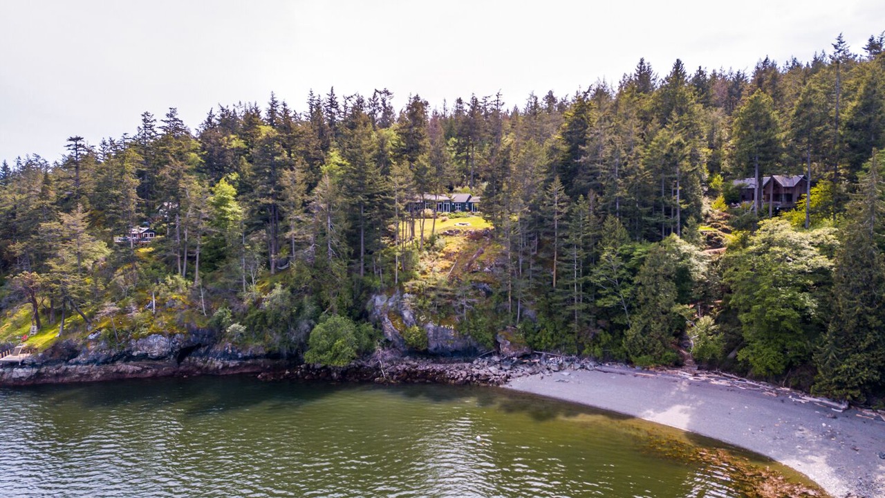 Photo of Others in Eastsound