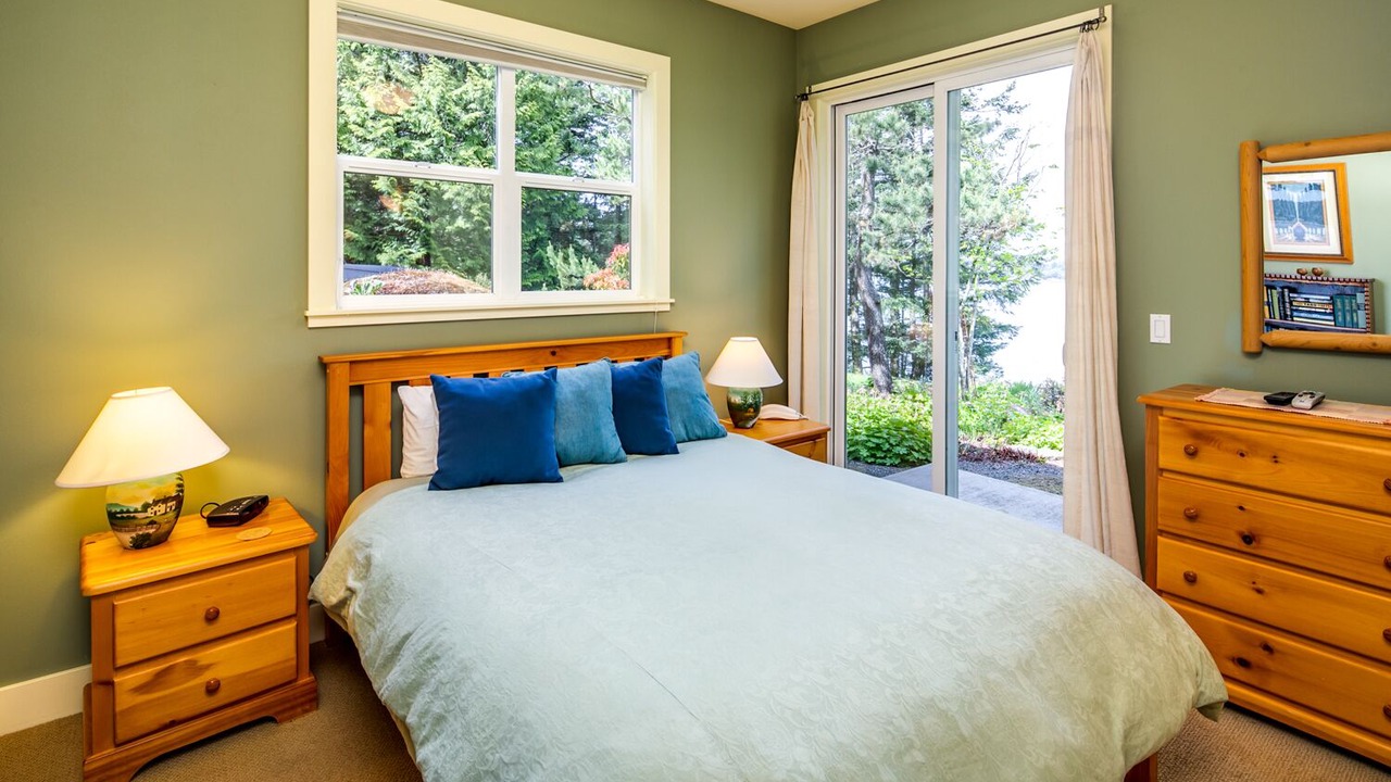 Photo of Others in Eastsound